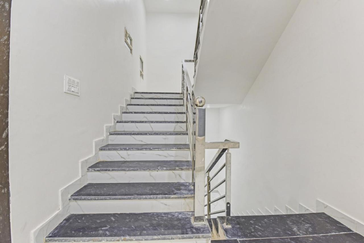 Super Oyo Collection O Hotel Legend ชัยปุระ ภายนอก รูปภาพ